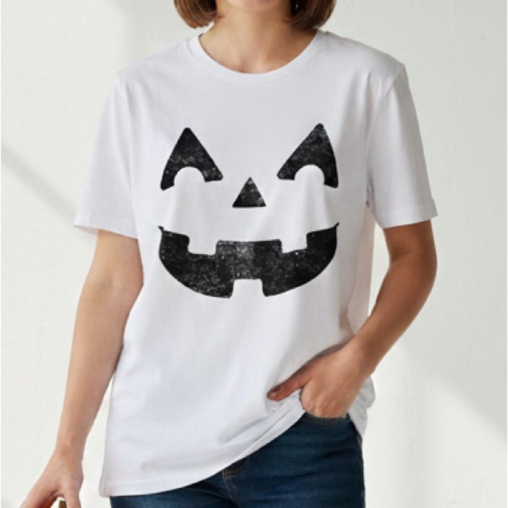 White T-Shirt Black Pumpkin Face‎ Way to Celebrate Halloween Jack O Lantern NWT